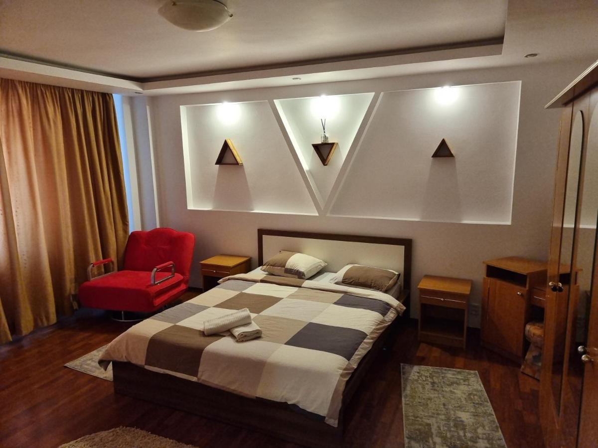 Apartamento Charming And Intimate Getaway In Bucharest - Near Unirii Square Exterior foto